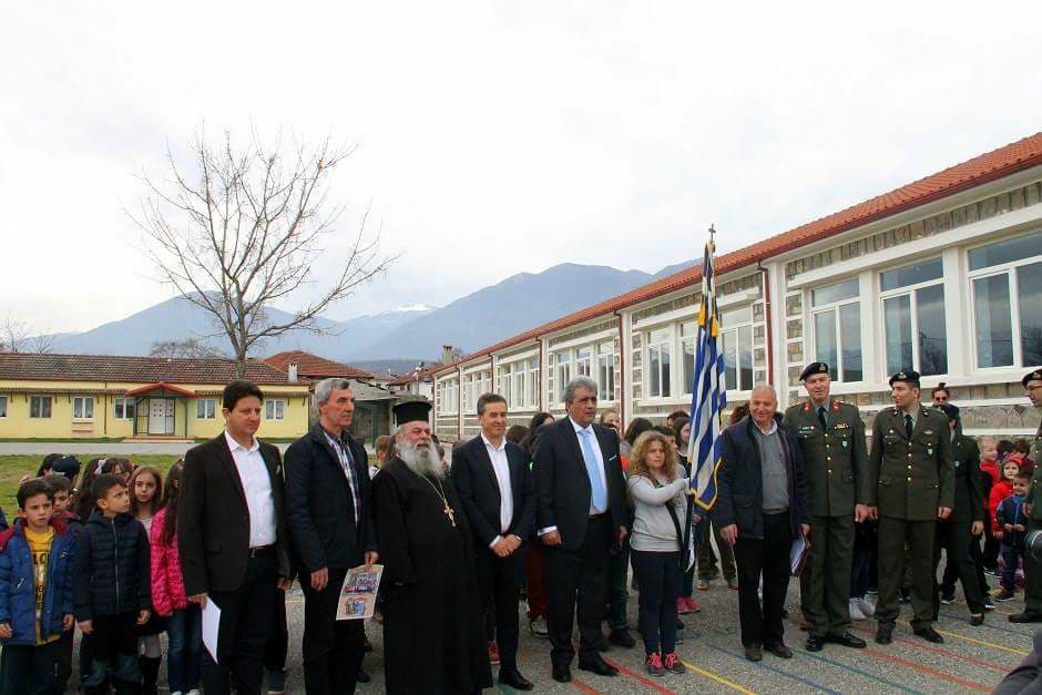 Σημαντική προσφορά στο Δημοτικό σχολείο Σωσάνδρας από το Υπουργείο Άμυνας συντοπίτη Πτέραρχος ε.α. Θεολόγο Συμεωνίδη