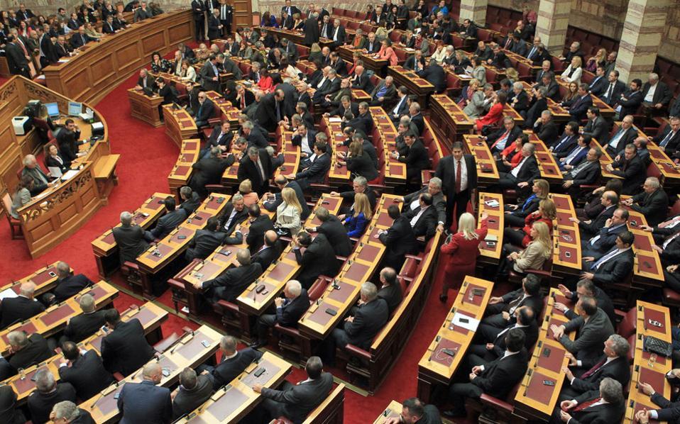 Η Θ. Τζάκρη και 22 ακόμα Βουλευτές του ΣΥΡΙΖΑ κατέθεσαν Ερώτηση για την παράταση της απασχόλησης μέσω των προγραμμάτων κοινωφελούς χαρακτήρα στην προστασία των δασών