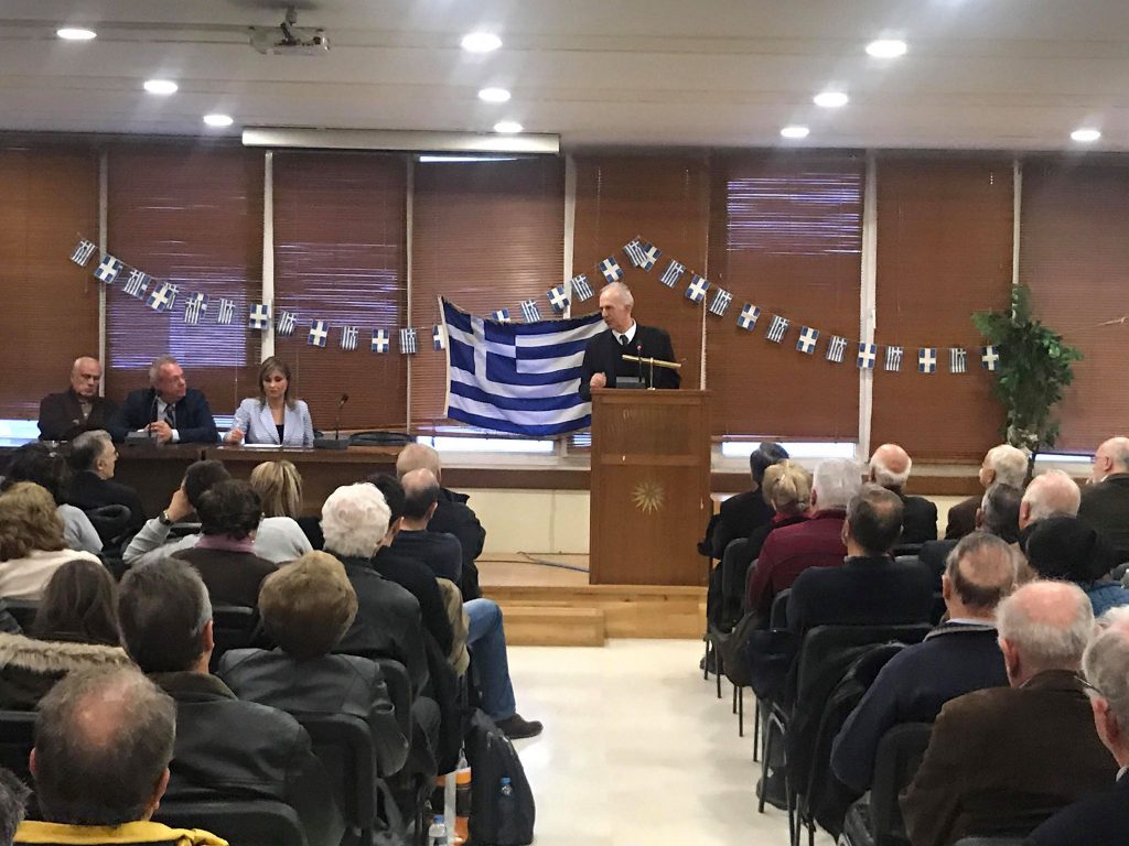 Με μεγάλη επιτυχία στην αίθουσα της Ομοσπονδίας Δυτικομακεδονικών Σωματείων Θεσσαλονίκης παρουσιάστηκε το βιβλίο «Από τον Σλαβομακεδονισμό στον σκοπιανό μακεδονισμό – Η γενεαλογία μιας εθνολογικής λαθροχειρίας» των εκδόσεων”Μπαρμπουνάκης”