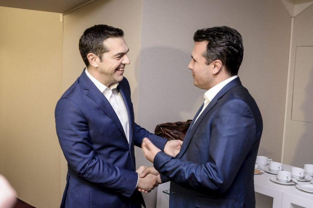 Στα Σκόπια με 10 υπουργούς και 80 επιχειρηματίες ο Τσίπρας