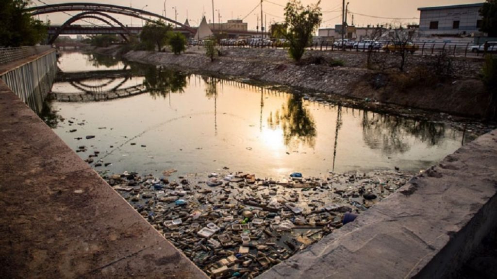 Ιράκ: Στις 111.000 οι δηλητηριάσεις από μολυσμένο νερό