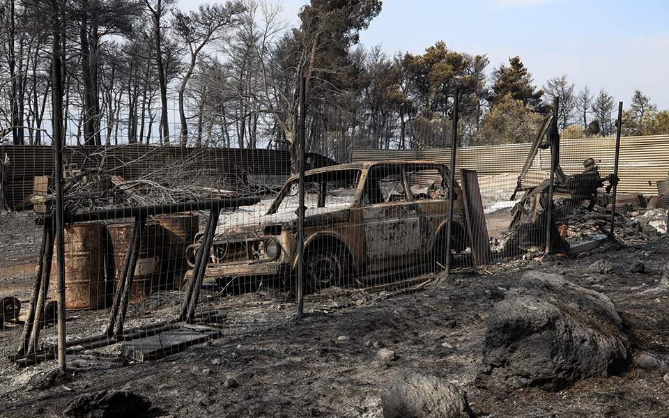 Σε ύφεση και οριοθετημένη η πυρκαγιά στην Εύβοια – κάηκαν 23.565 στρέμματα