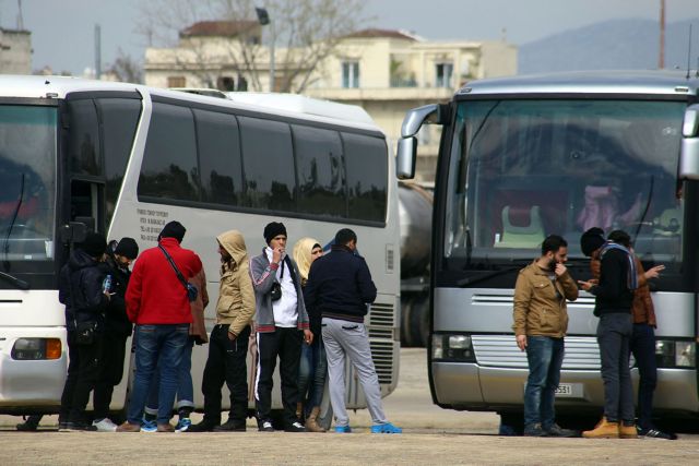 Έδεσσα: Με απόλυτη μυστικότητα εγκαταστάθηκαν σήμερα πρόσφυγες-μετανάστες σε ξενοδοχείο της περιοχής