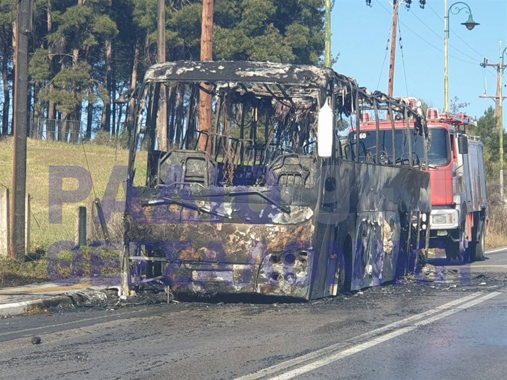 Φωτιά σε λεωφορείο του ΚΤΕΛ Κιλκίς στο Πολύκαστρο ενώ ήταν κινήσει