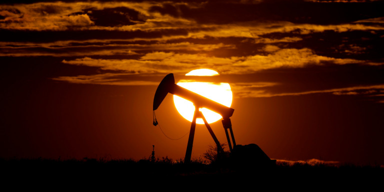 Πρωτοφανές: Κάτω από μηδέν δολάρια η τιμή του αμερικανικού πετρελαίου