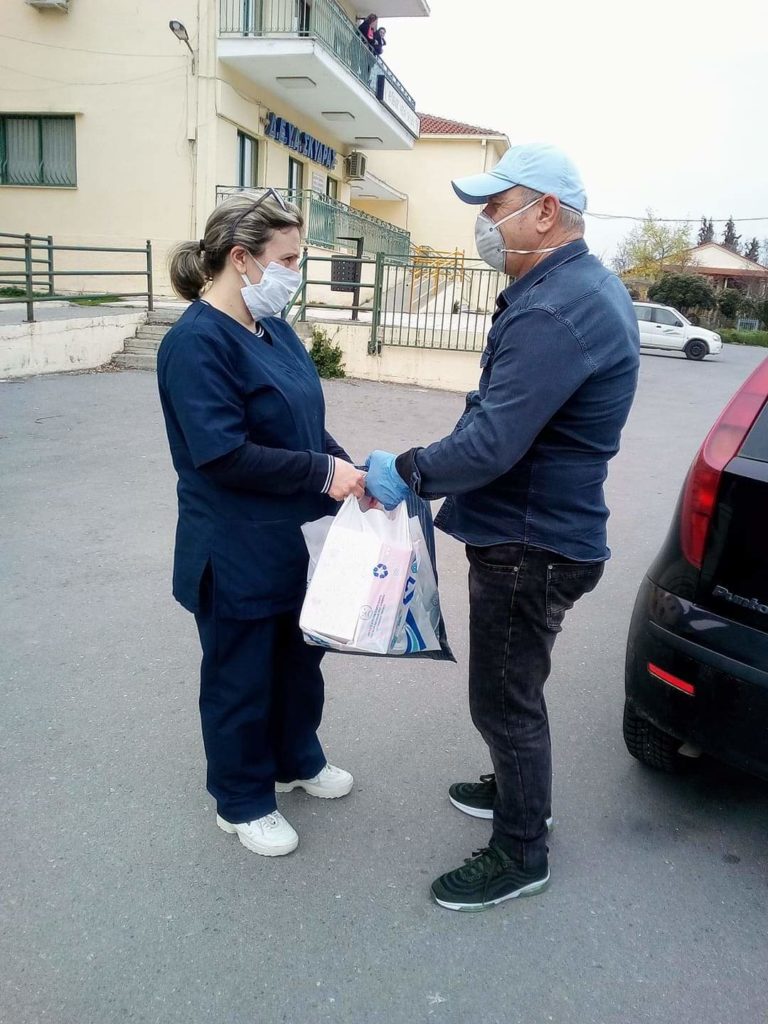 Προσφορά υλικών στο Δήμο Σκύδρας για την προστασία από τον κορωνοϊό