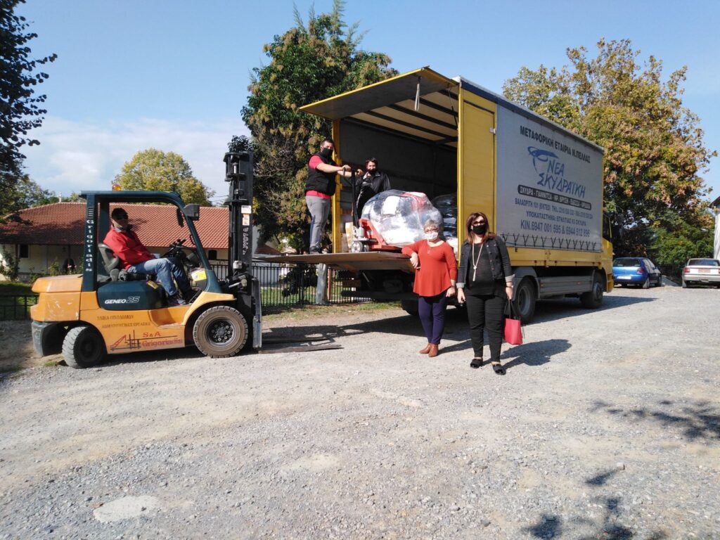 Αποστολή βοήθειας από το Δήμο Σκύδρας στην Καρδίτσα.