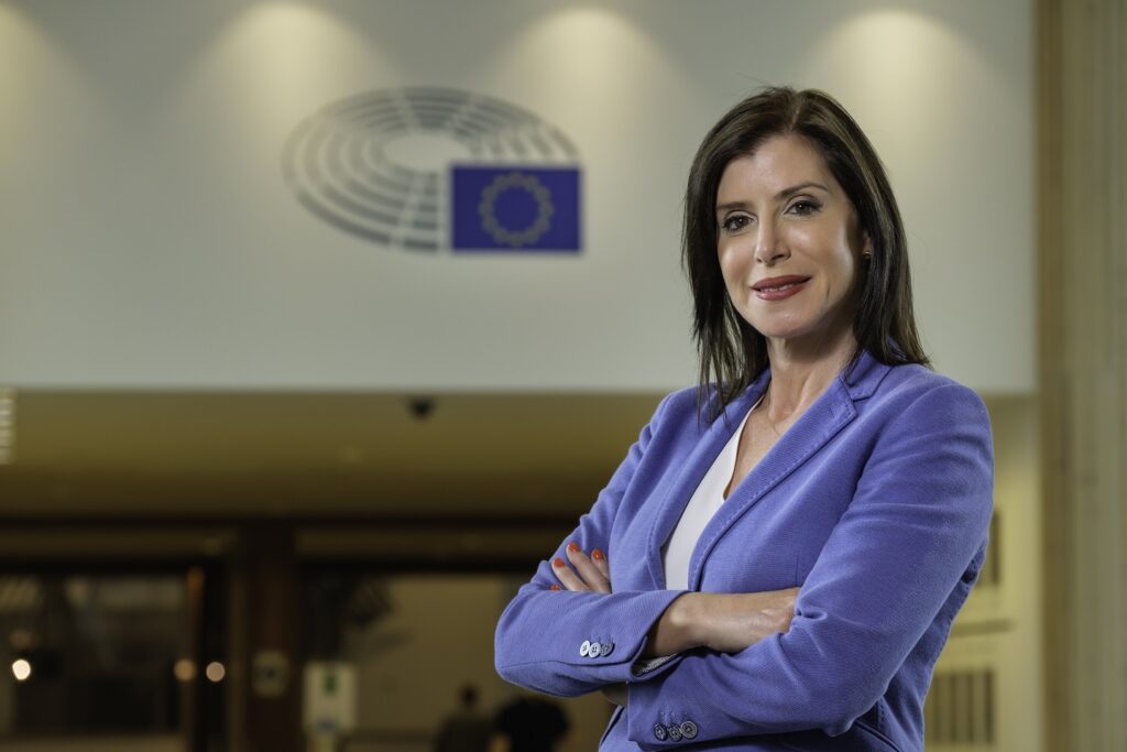 Άννα Μισέλ Ασημακοπούλου-Ευρωπαϊκό Λαϊκό Κόμμα «Η ταχύτητα στην εκταμίευση πόρων είναι το κλειδί για την επιτυχία  του Ταμείου Ανάκαμψης»
