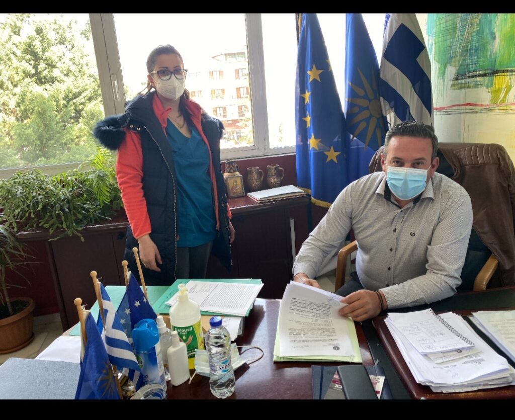 Ο Δήμος Αλμωπίας υπέγραψε σύμβαση για τους εμβολιασμούς αδέσποτων ζώων