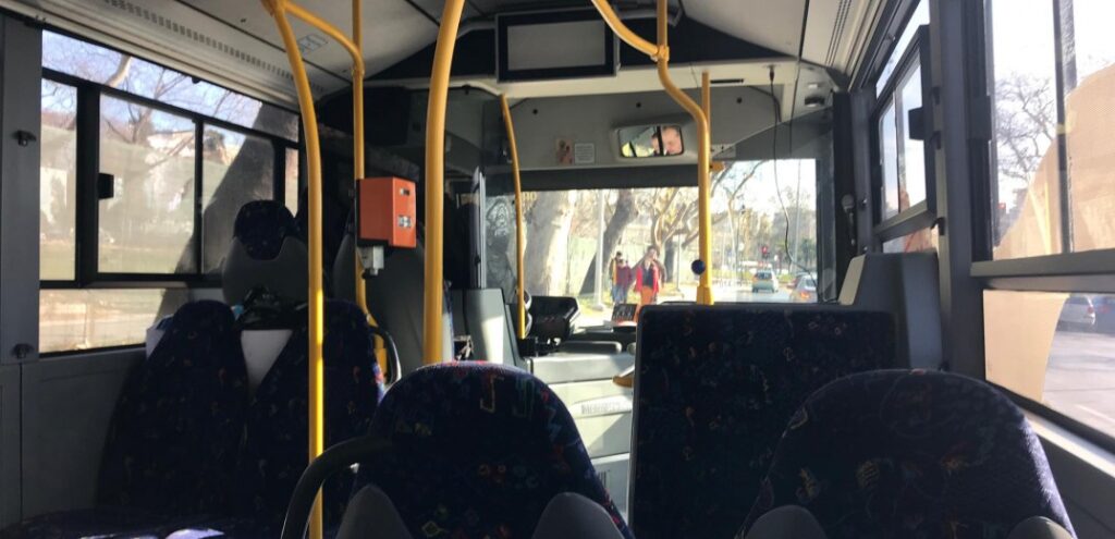 Απίστευτο περιστατικό στη Θεσσαλονίκη: Επιβάτης επιτέθηκε με σπρέι πιπεριού σε οδηγό λεωφορείου