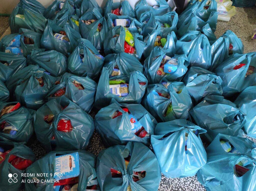 Συλλογή τροφίμων για άπορες οικογένειες του Δήμου Αλμωπίας.