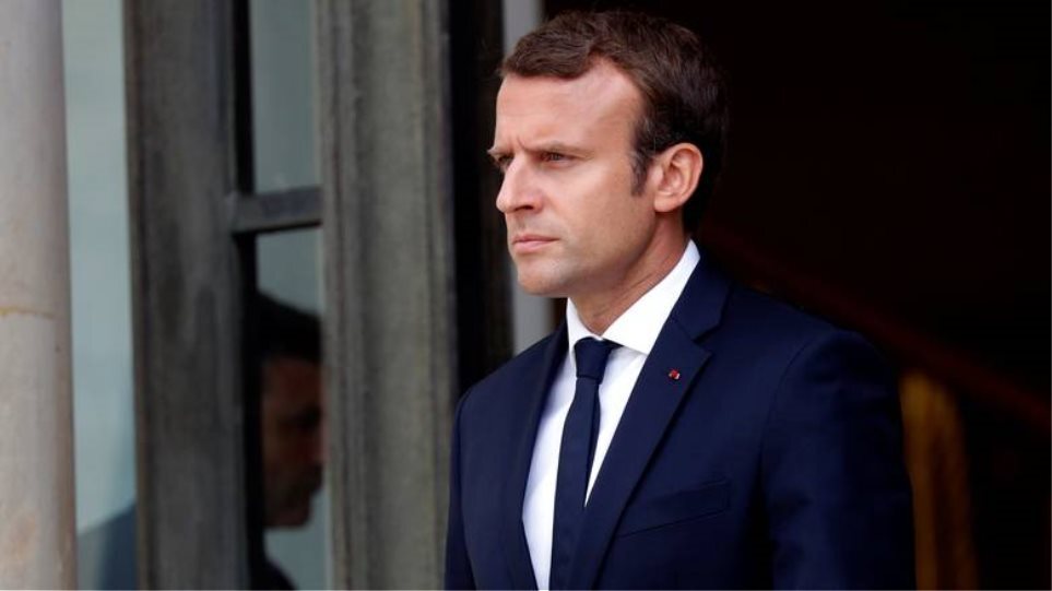 Γαλλία: Σχεδόν 6 στους 10 πιστεύουν ότι ο Μακρόν είναι “λίγος” για τα προβλήματα της χώρας