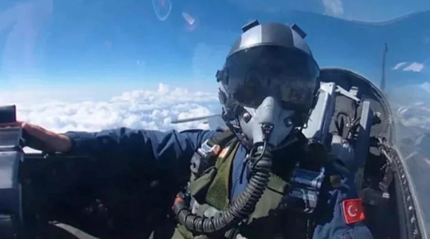 Νέα πρόκληση από τον Ακάρ: “Πέταξε” με F-16 πάνω από το βόρειο Αιγαίο