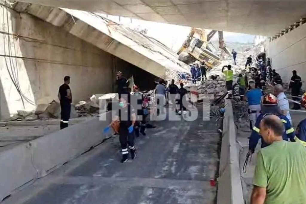 Πάτρα: Κατέρρευσε τμήμα γέφυρας ‑ Αναφορές για 2 νεκρoύς