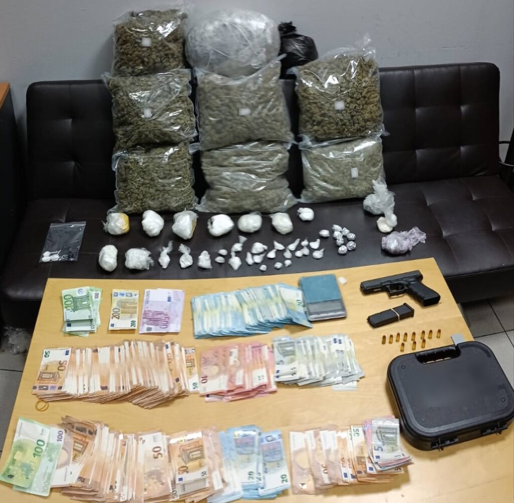 Από την Υποδιεύθυνση Ασφάλειας Σερρών συνελήφθησαν 2  άτομα – μέλη εγκληματικής οργάνωσης που δραστηριοποιούνταν στη διακίνηση ναρκωτικών