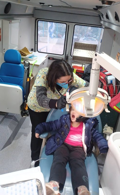 981 δωρεάν προληπτικές ιατρικές / οδοντιατρικές εξετάσεις σε 845 παιδιά πραγματοποιήθηκαν τον μήνα Ιανουάριο από «Το Χαμόγελο του Παιδιού»