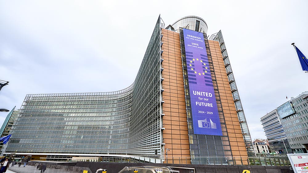 Προϋπολογισμός 2026: Πώς αξιολογεί η Ευρωπαϊκή Επιτροπή το ελληνικό δημοσιονομικό σχέδιο