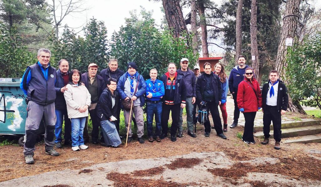 Με επιτυχία πραγματοποιήθηκε ο εθελοντικός καθαρισμός στο Περιαστικό Δάσος Έδεσσας.