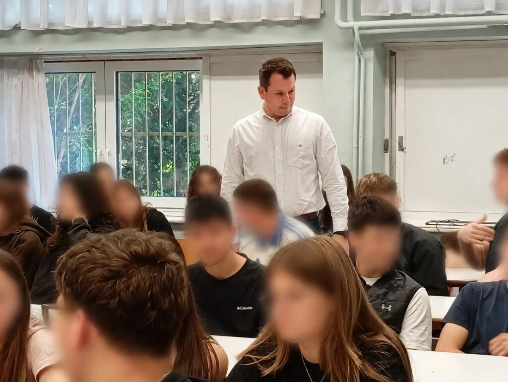 Συνεχίζεται η καμπάνια ενημέρωσης σε σχολεία του Δήμου Πέλλας για το Δημ. Συμβούλιο Νέων